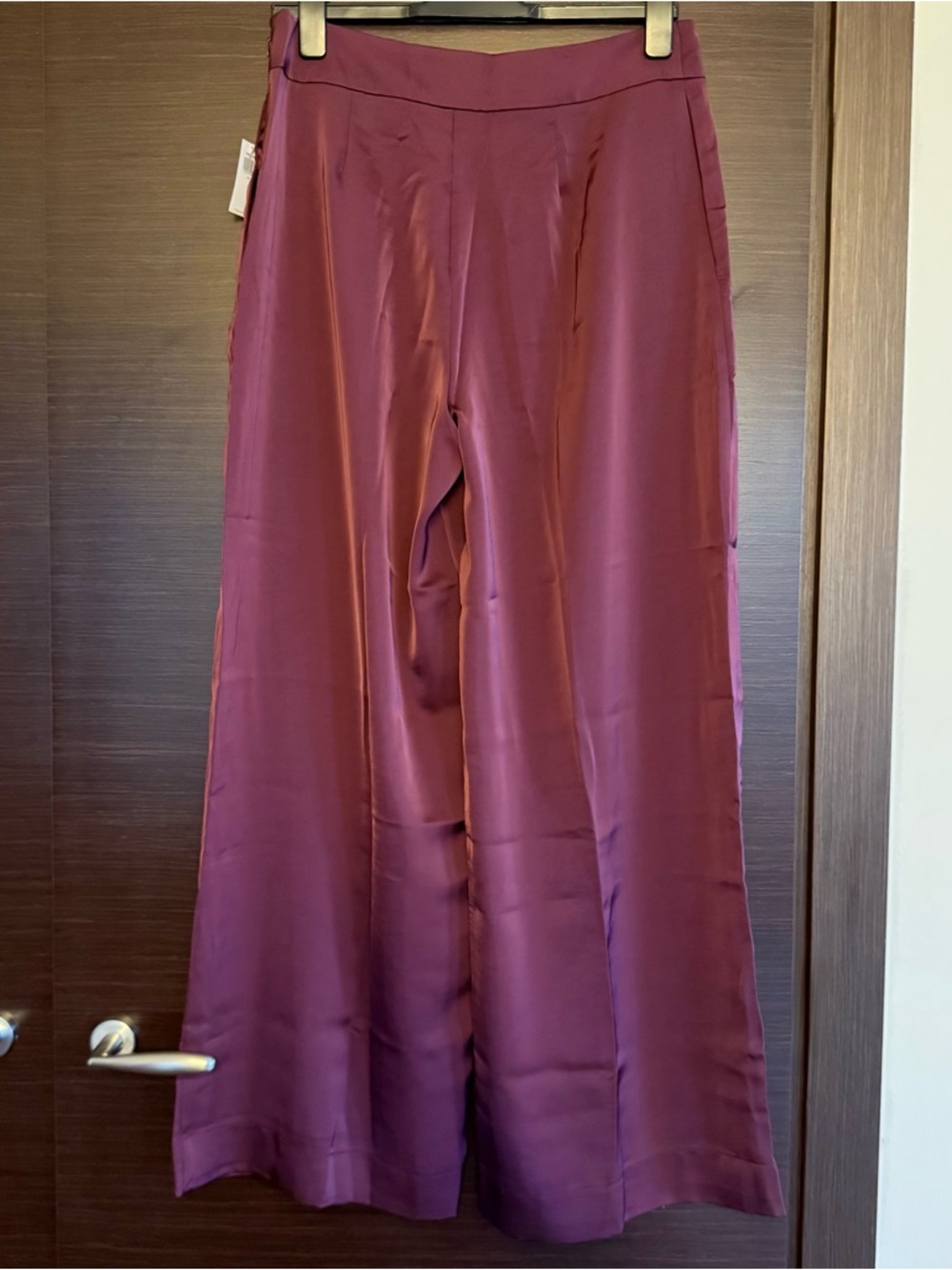 High Waisted Wide Leg Satin Pants in Cherry Bark - NWT - Old Navy - Size 8